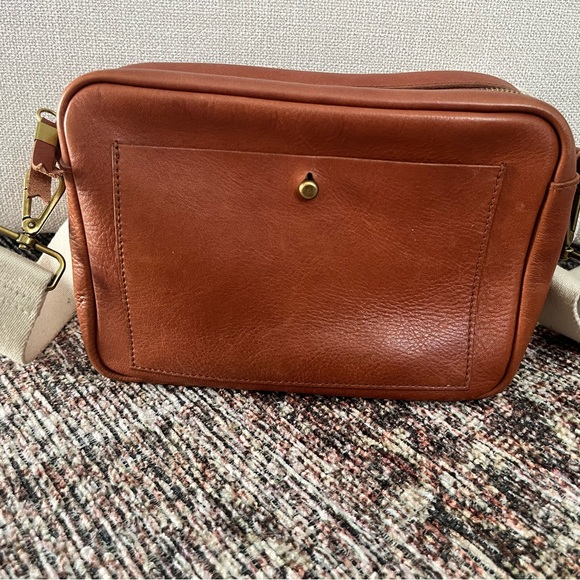 Madewell Bags Madewell Large Transport Camera Bag In English Saddle